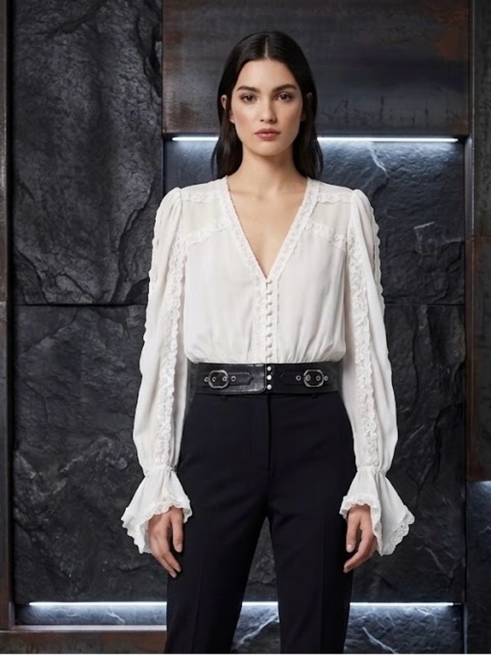 The Kooples Paris Women’s Lace V-Neck Blouse Romantic
Ruffle Long Sleeve Size 2